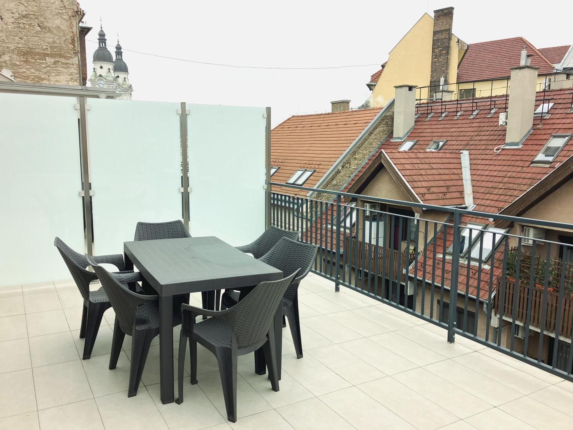 Hock Residence Budapest Luaran gambar